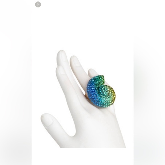 💙💚BETSEY JOHNSON MERMAID JEWELS SHELL Gold Tone Glass Crystals Stretch Ring💙💚NWT - Picture 2 of 10